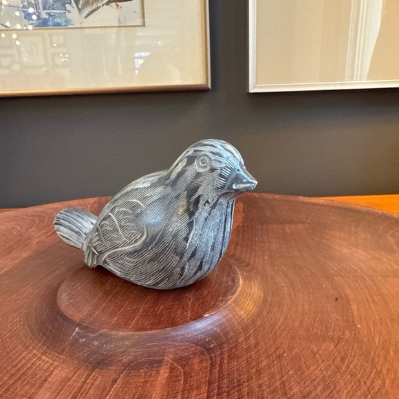 Inuit Soapstone Bird Sculpture, First Nations Art, hand carved Stone Bird - Picture 11 of 14